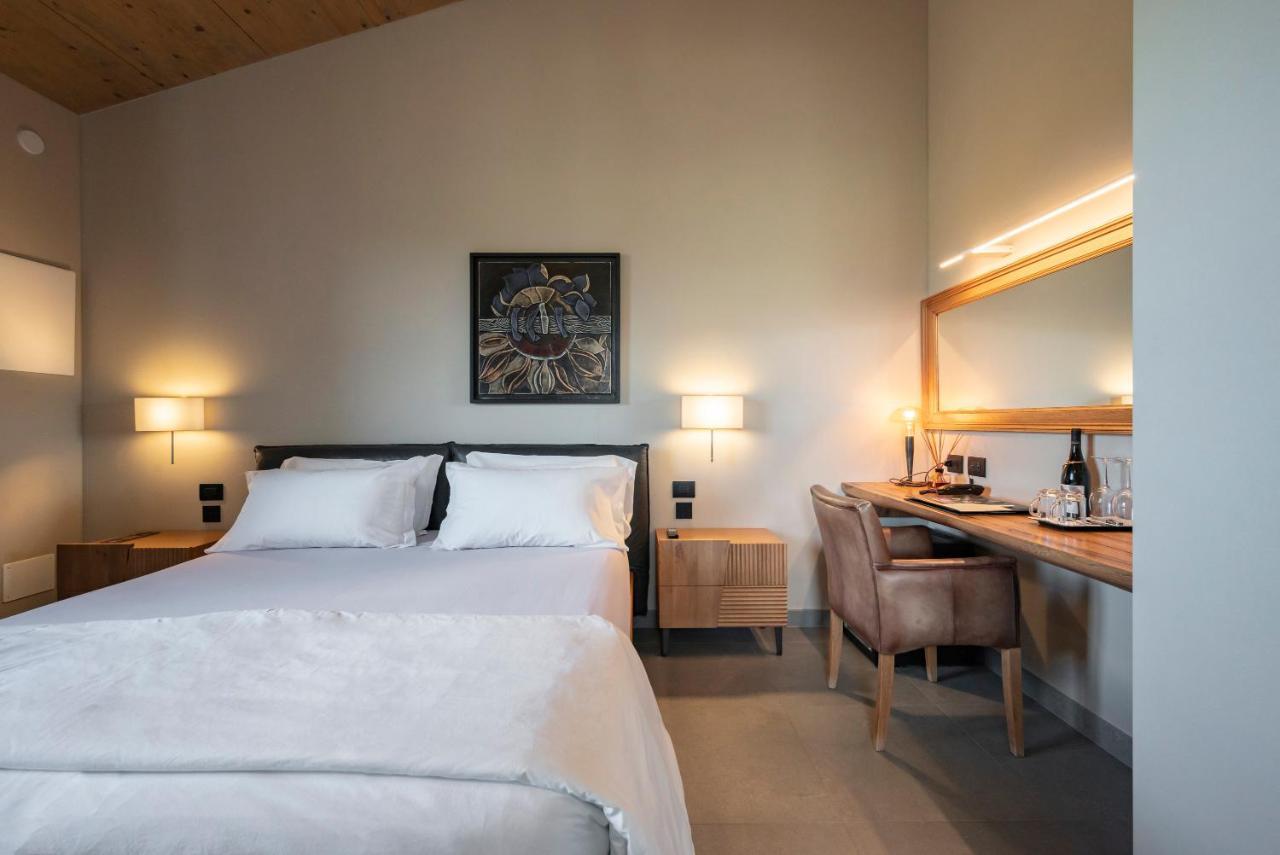 Podere Vignanova Accommodations & Spa Кастаньето-Кардуччи Экстерьер фото