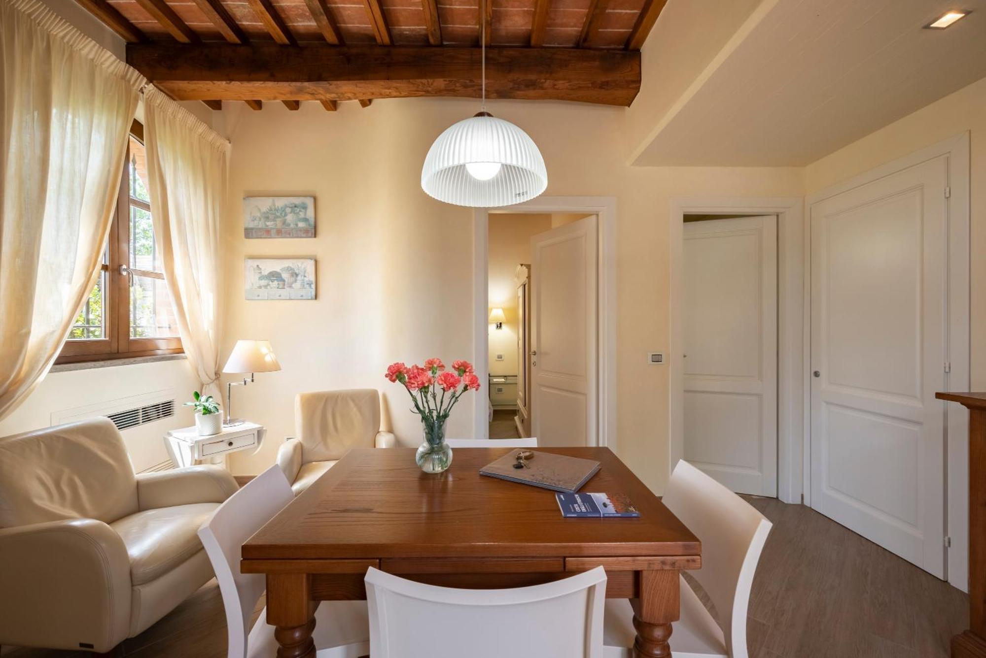Podere Vignanova Accommodations & Spa Кастаньето-Кардуччи Экстерьер фото