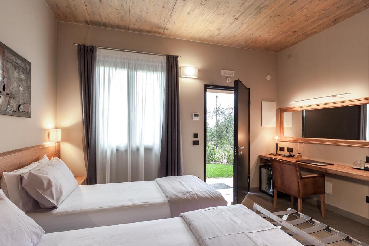 Podere Vignanova Accommodations & Spa Кастаньето-Кардуччи Экстерьер фото